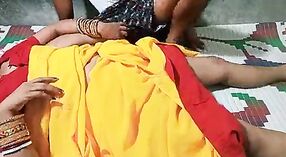 বিহারি ব্লু ফিল্মসের ভিডিওতে একটি যুবতী মেয়ে এবং তার শিক্ষক উত্সাহী প্রেমময়িতে বৈশিষ্ট্যযুক্ত 1 মিন 30 সেকেন্ড