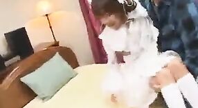 Indisches Dienstmädchen bekommt ihren engen Anus von einem älteren Mann in einem echten Video geschlagen 0 min 50 s