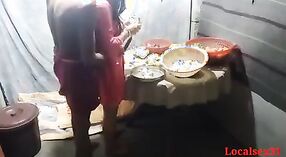 Video sensual dan erotis Desi Bhabhi 0 min 0 sec