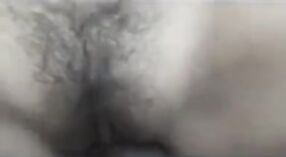 Indiase babe met harige poesje wordt hard geslagen door haar vriend 1 min 50 sec