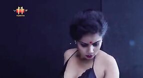 Tante Indienne Porno: L'Aventure Sexy d'Amesha 0 minute 0 sec