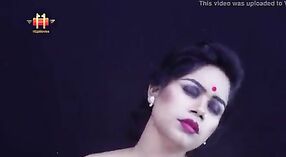 भारतीय चाची अश्लील: अमेशा की सेक्सी साहसिक 4 मिन 50 एसईसी
