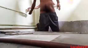 మోతీ గాండ్ పాయువులో తన భారతీయ అత్తను గట్టిగా ఫక్ చేయడం 7 మిన్ 50 సెకను