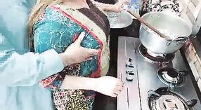 ভারতীয় স্ত্রী হিন্দি পর্ন ভিডিওতে ককোল্ড স্বামী দ্বারা তার পাছা শক্ত করে চোদা 0 মিন 50 সেকেন্ড