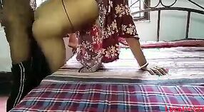 Desi Divya和她的情人沉迷于蒸蒸日上的性爱 3 敏 40 sec