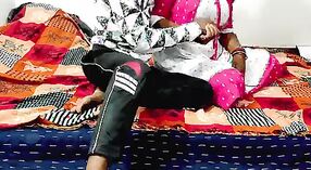 ভারতীয় কলেজের শিক্ষার্থী এই গরম ভিডিওতে একটি বড় কালো মাম্বা সহ একটি বুনো যাত্রা উপভোগ করছে 1 মিন 00 সেকেন্ড