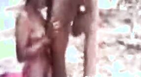 খালা দেশির তার প্রেমিকদের সাথে বহিরঙ্গন ত্রয়ী গ্রুপ ভারতীয় যৌন অনুরাগীদের জন্য অবশ্যই নজর রাখা উচিত 0 মিন 0 সেকেন্ড