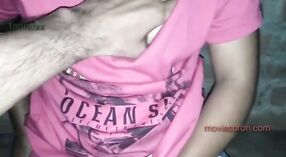 तीव्र सेक्स के साथ शिक्षक और छात्र में इस देसी अश्लील वीडियो 4 मिन 30 एसईसी