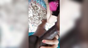 Desi bhabhi daje niesamowity sex Oralny jej Wielki kutas męża 3 / min 10 sec