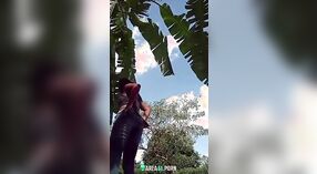 கேரளாவைச் சேர்ந்த ஒரு குறும்பு டீனேஜ் பெண்ணுடன் வெளிப்புற செக்ஸ் வலையில் வெளிப்படுத்தப்பட்டது 0 நிமிடம் 50 நொடி