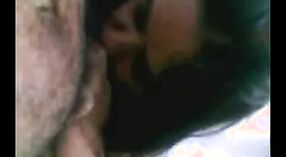 భబీ తన ప్రియుడిని డీప్‌త్రోట్ బ్లోజాబ్‌తో మోసం చేస్తుంది 1 మిన్ 30 సెకను