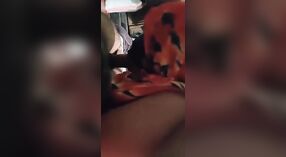 बांग्ला देसी एमएमएस वीडियो से पता चलता है उसे गुदा और बिल्ली खेलने 1 मिन 00 एसईसी