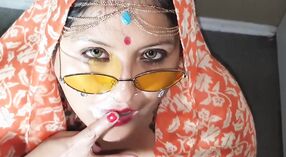 Tante plantureuse obtient une bouchée de sperme dans cette vidéo de sexe indienne 7 minute 50 sec