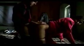 लपलेला कॅमेरा घरी भारतीय आंटी डॉगी स्टाईल सेक्स कॅप्चर करतो 10 मिन 20 सेकंद