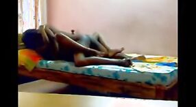 インドの大学のセックスビデオの隠されたカムのカディリの美しさ 15 分 20 秒