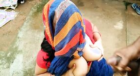 নববর্ষের রেজোলিউশন: দেশী গ্রামে শিক্ষার্থী চোদার শিক্ষক 4 মিন 00 সেকেন্ড