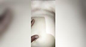 ভারতীয় সেক্স ভিডিওতে নিবিড় আন্টি তার স্বামীর দ্বারা তার লোমশ ভগকে ধাক্কা দিচ্ছে features 1 মিন 50 সেকেন্ড