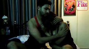 Aksi threesome India dalam video lengkap dengan adegan tanpa sensor 28 min 50 sec