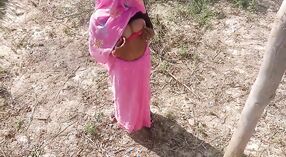 Indian Schoolgirl's Outdoor Sex Adventure 0 min 0 sec