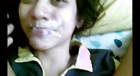 Adolescente de Noida recibe un facial después de una sesión carnal humeante 3 mín. 00 sec