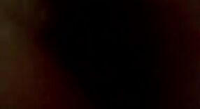 પંજાબી પ્રેમીઓ માટે સેલ્ફીના આ એપિસોડમાં કર્વી ભારતીય મહિલાની દૃષ્ટિનો આનંદ માણો 1 મીન 30 સેકન્ડ