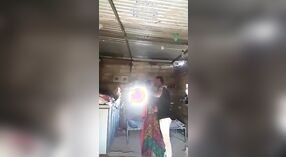 Самое горячее секс-видео Дехати с участием деревенской девушки и ее клиента 1 минута 20 сек