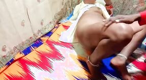 Koca götlü Hint bebeğim alır fucked Sabit içinde Hintçe Porno 8 dakika 40 saniyelik