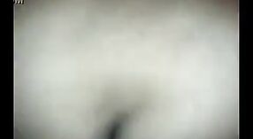 பெரிய புண்டை கொண்ட இந்திய இல்லத்தரசி இந்த சூடான வீடியோவில் தனது குத்தகைதாரருடன் டாக்ஜிஸ்டைல் உடலுறவு கொள்கிறார் 2 நிமிடம் 40 நொடி