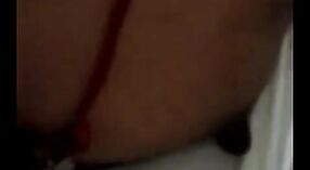 Indiana teen's buceta peluda fica exposto na câmara em Calcutá 7 minuto 40 SEC