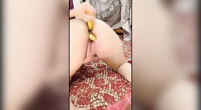 Desi slut enjoys double penetration with vegetables in solo video 3 min 40 sec