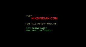 Indyjski porno klip: odsłaniając prawdę o seksie oralnym 4 / min 30 sec