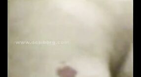 ಭಾರತೀಯ ಗೃಹಿಣಿಯ ಕೂದಲುಳ್ಳ ಪುಸಿ ಗಂಡನ ಸಂತೋಷಕ್ಕಾಗಿ ಬಹಿರಂಗವಾಯಿತು 2 ನಿಮಿಷ 20 ಸೆಕೆಂಡು