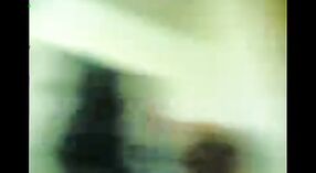 Leaked video di Indiano collegio ragazza avendo sesso con owner in hostel 5 min 00 sec