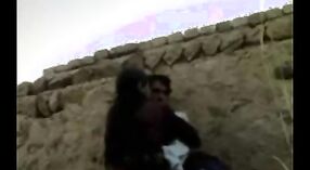 पाकिस्तानी पठान आदमी के साथ आउटडोर सेक्स 5 मिन 50 एसईसी