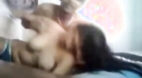 Prawdziwy domowy seks wideo z indyjski dziewczyna z cousin 1 / min 10 sec