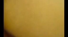 একজন খুব আকর্ষণীয় যুবক ওরাল সেক্স সম্পাদন করে এবং বীর্য গ্রহণ করে 1 মিন 00 সেকেন্ড