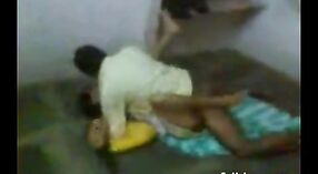 セックスを求めている南インドの村の女性 1 分 30 秒