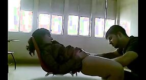 دیسی NRI لڑکی indulges میں باپ سے بھرا جنسی کے ساتھ اس کے ہم جماعت 7 کم از کم 00 سیکنڈ