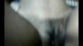 Desi insegnante prende scopata da scuola peon su il pavimento in explicit video 1 min 10 sec