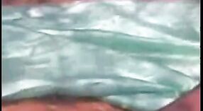 దేశీ విలేజ్ మహిళ అరణ్యంలో కఠినమైన సెక్స్ ఆనందిస్తుంది 0 మిన్ 0 సెకను