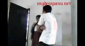 대학 소녀에서 케랄라 얻을 엿에 의해 그녀의 사촌에 명시적인 비디오 3 최소 20 초