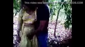ایک بنگالی گاؤں لڑکی جنگل میں بیرونی جنسی حاصل 2 کم از کم 20 سیکنڈ