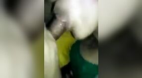भारतीय गांव पत्नी सिर देता है और सेक्स किया है 0 मिन 0 एसईसी