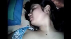 Thú Vị marathi bạn gái Sonams chật âm đạo được fucked cứng 1 tối thiểu 40 sn