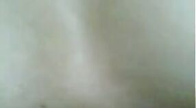 பங்களாதேஷ் பெண் உண்மையான நேரத்தில் எல்லாவற்றையும் தனது கூட்டாளருக்கு வெளிப்படுத்துகிறார் 0 நிமிடம் 0 நொடி