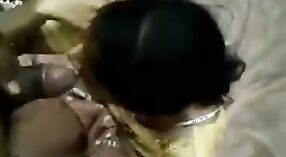 একটি ভারতীয় মেয়ে এবং তার প্রেমিকের মধ্যে বহিরঙ্গন রোম্যান্স 0 মিন 40 সেকেন্ড