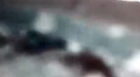 ಡಾಕಾ ಹಾಸ್ಟೆಲ್ನಲ್ಲಿ ಬಾಂಗ್ಲಾದೇಶದ ಹುಡುಗಿಯರನ್ನು ಗುಪ್ತ ಕ್ಯಾಮೆರಾ ಸೆರೆಹಿಡಿಯುತ್ತದೆ 1 ನಿಮಿಷ 40 ಸೆಕೆಂಡು