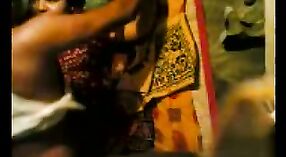 ভারতীয় দম্পতিরা তাদের অন্তরঙ্গ মুহুর্তগুলির গোপন ক্যামেরা রেকর্ডিং 0 মিন 50 সেকেন্ড