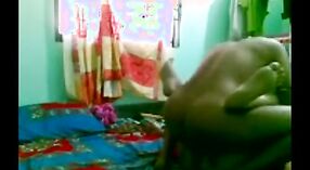 Intimes Heimvideo der verführerischen Surat Housewife Lia, mit dem als Inzest- und MMS -Skandale gekennzeichnet ist 12 min 00 s