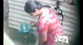 Desi aunty secretly filmed while bathing 1 min 20 sec